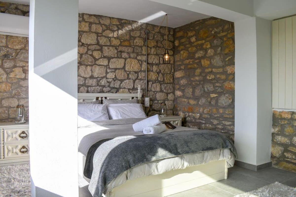 Coastal Stone Hideaway With Stunning Scenery Villa Kitriaí Exterior foto